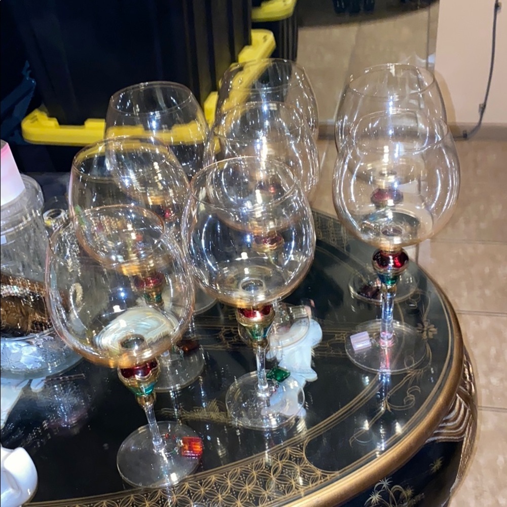 Z Gallery set of 8 Majestic Elegant Wine Glass with Colorful Stems w/wine charms